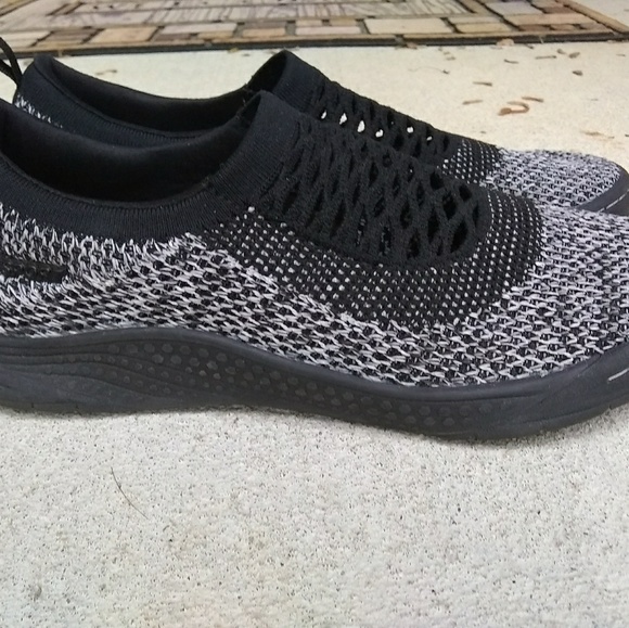 j sport memory foam shoes